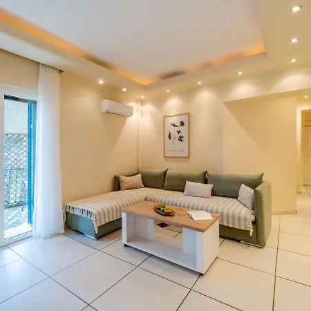 דירה Aura Elegant Near Garitsa Bay